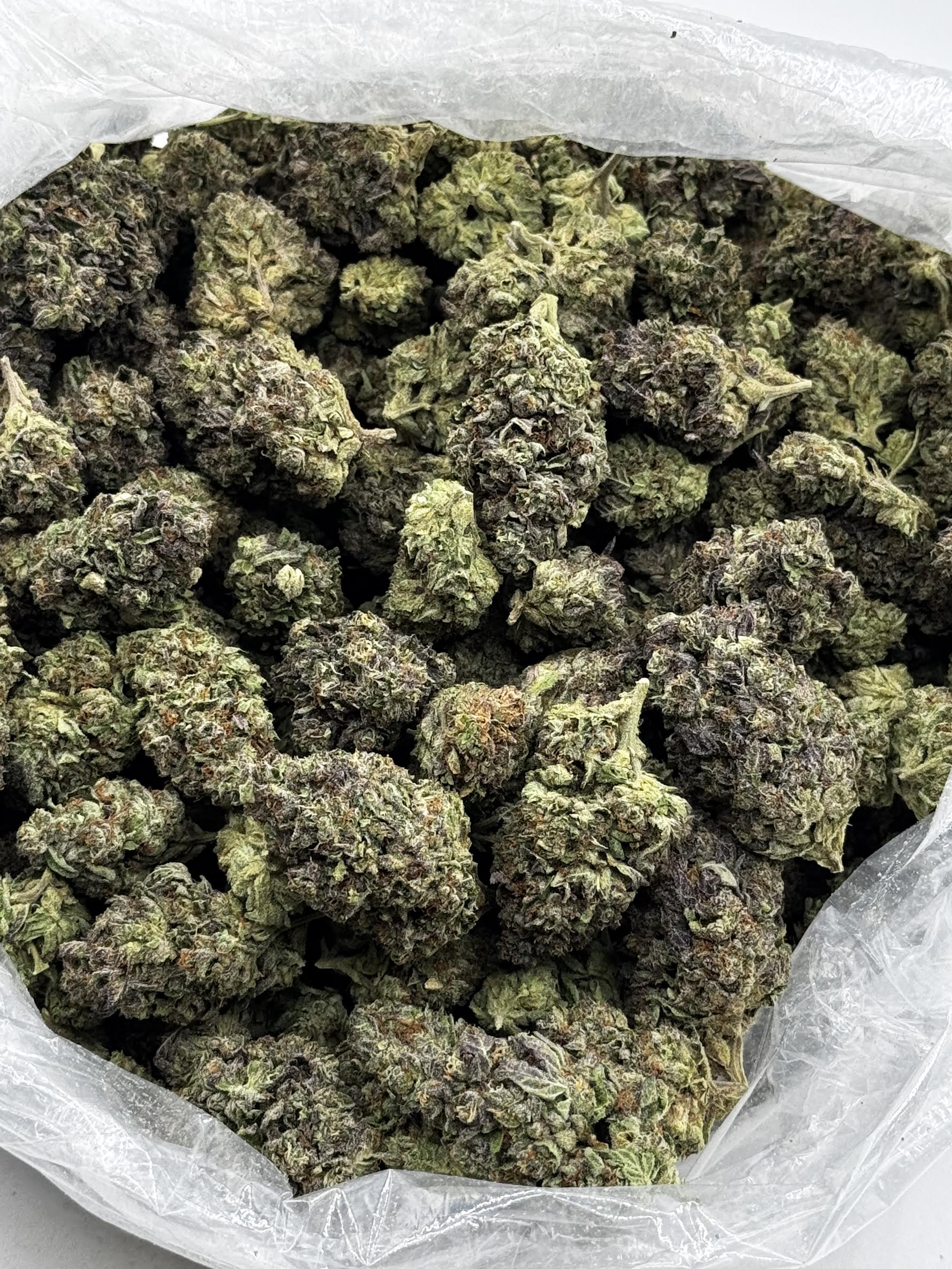 $800 LB Special - Lemon Cherry Runtz (Hybrid)